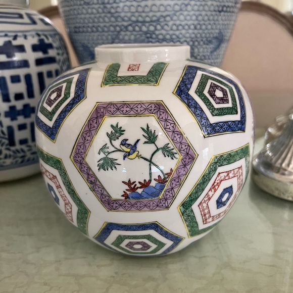 Vintage Japanese Saks Fifth Avenue Porcelain Vase Jar